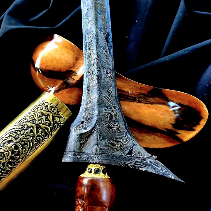 Keris Tilam Sari Pamor LarGangsir Tangguh PB Sepuh Gagah