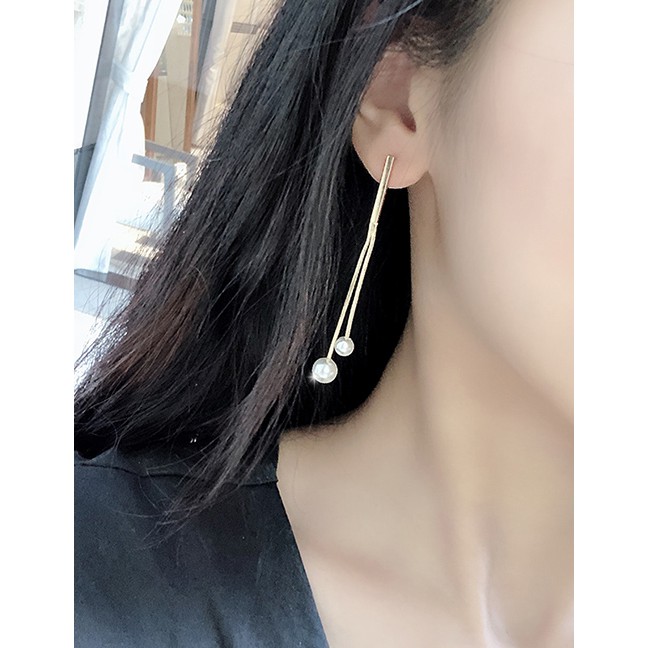 LRC Anting Tusuk Fashion Main Color (gold) Imitation Pearl Tassel Earrings F75335