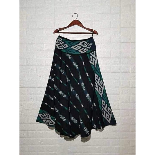Rok tenun motif toraja terbaru R10