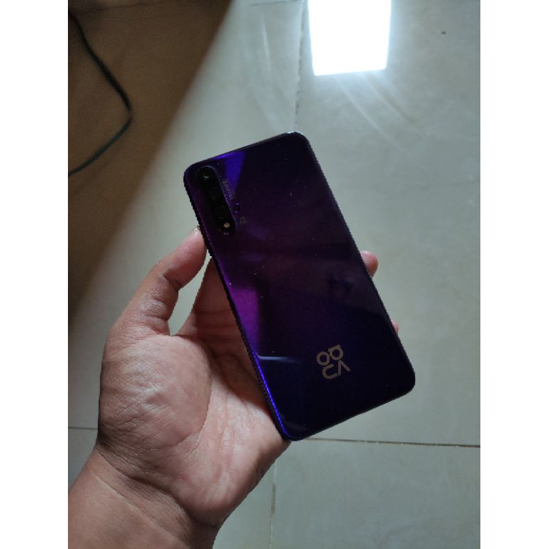 Nova 5t second like NEW