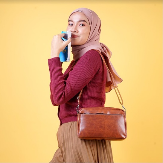 Tas Selempang Kulit Wanita Asli Tas Slempang Wanita Kulit Cewek DANELLA OL16 Sling Bag Wanita Fashion bahan Kulit PU SINTETIS PREMIUM