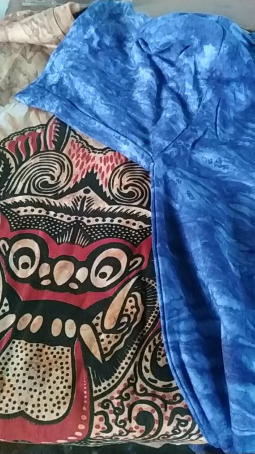 Ecer Kaos Abstrak, Motif Banyak, Kaos Wayang, Kaos Jogja, Kaos Batik, Kaos Pekalongan, Kaos Dewasa