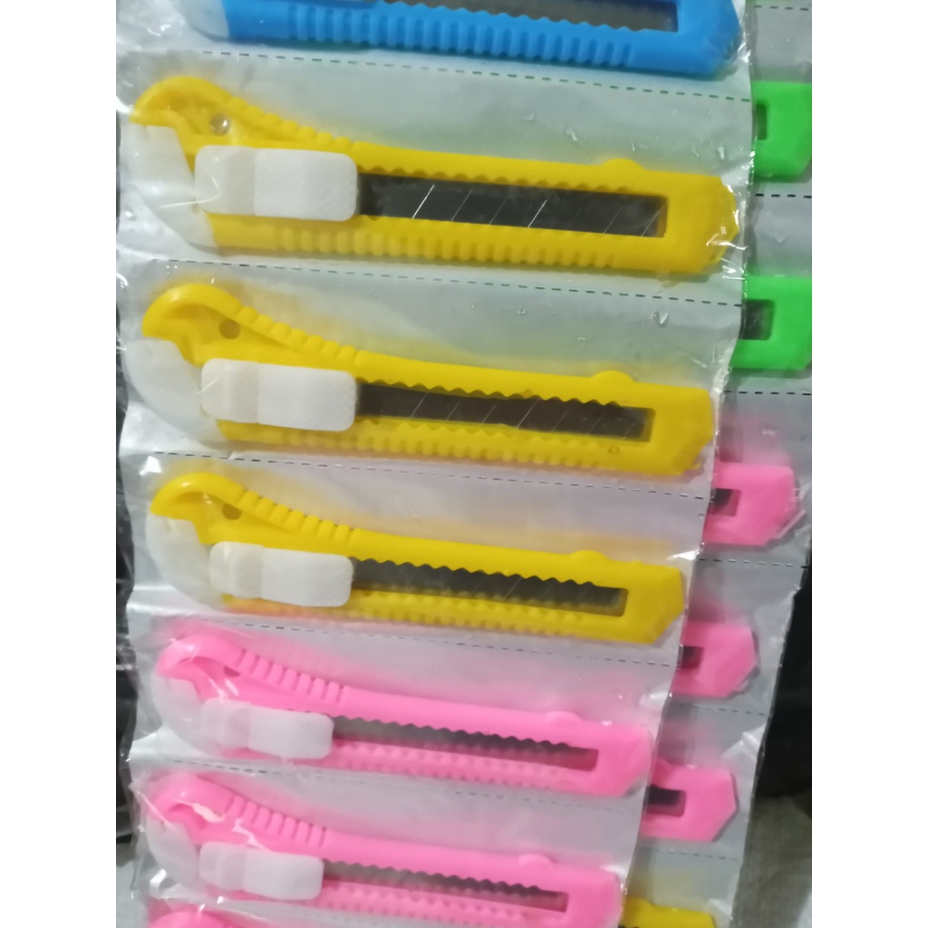 

PISAU CUTTER KNIFE PLASTIK