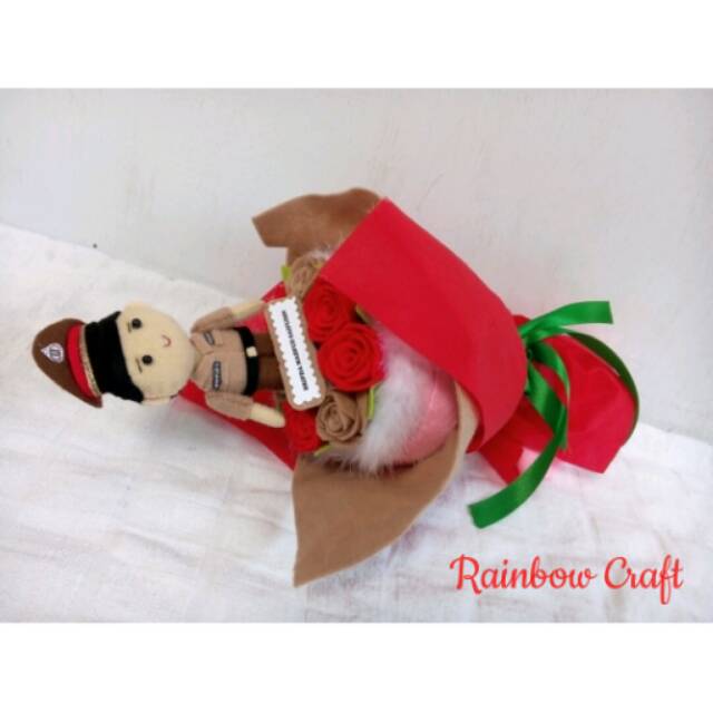 Buket boneka polisi