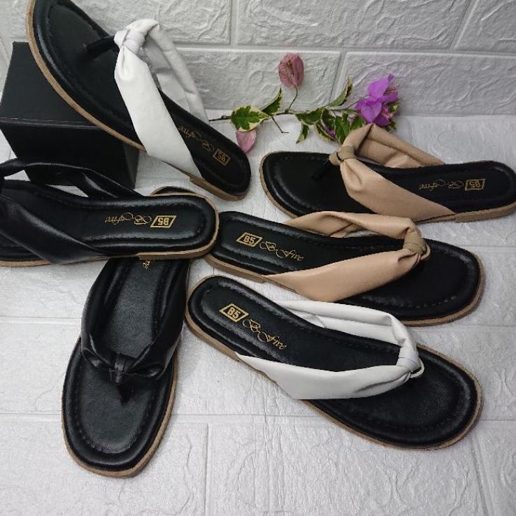 Wow Murah Meriah.. Pollenzo - Selena Teplek Lia-004 Jepit Pita / B5 Original Sandal Wanita Teplek Ja