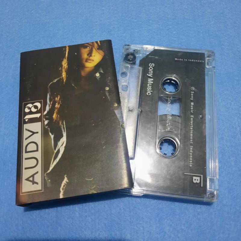 Kaset pita Audy - 18