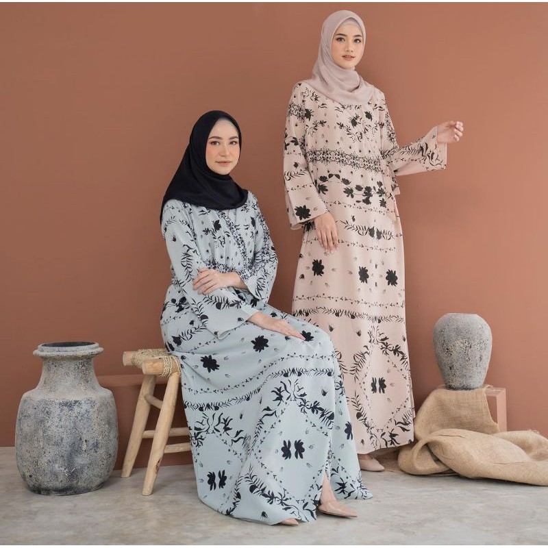 Naomi Dress Heaven Lights