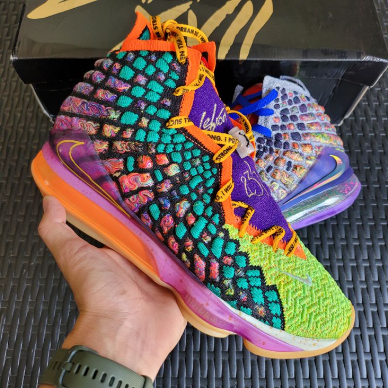 Nike Lebron 17 XVII What The || infrared monstars james gang graffiti