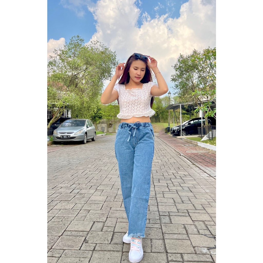 Baggy Karet Celana Jeans Wanita Snow Blue - Jeans Kulot Karet Pinggang Snow Blue -Celana Jeans Wanit