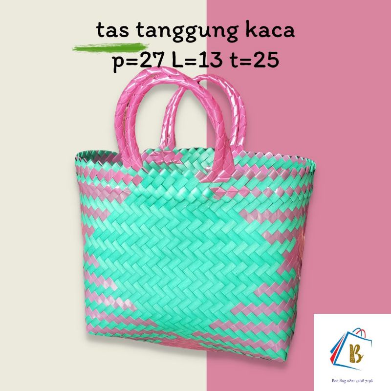 tas anyaman bahan mengkilap dan kuat..cocok untuk hantaran lebaran