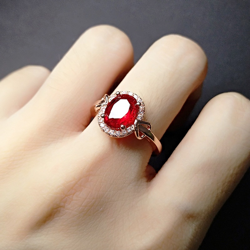 Cincin Kristal Berlian Ruby Rose Gold Bahan Titanium Steel Untuk Wanita