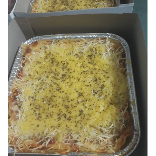 

Lasagna beef cheesy 18x18cm halal