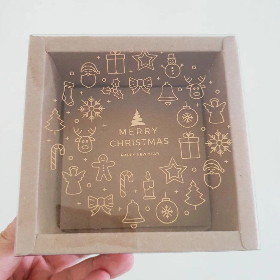 

Box Kue Lapis Kotak Packaging Kue Bolu Roti Brownies Dus Tutup Mika Motif Merry Christmas Kardus 11x11x6 cm