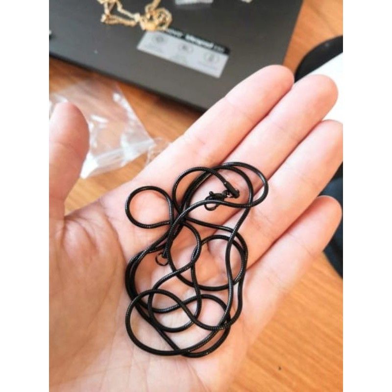 COD KALUNG BULAT HITAM TITANIUM BAGUS BERKUALITAS KALUNG TERBARU PRIA WANITA