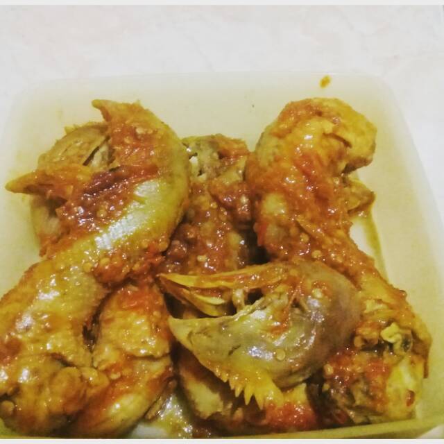 

Kepala ayam pedas isi 3 (kemasan mika plastik)