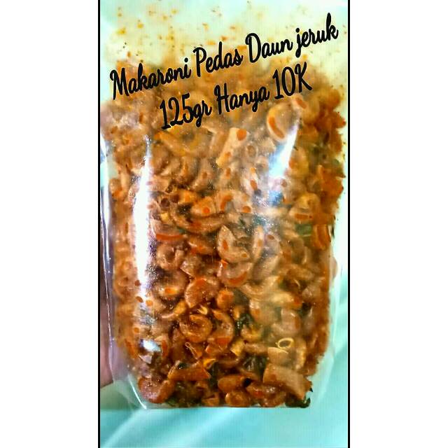 

Makaroni pedas Daun jeruk