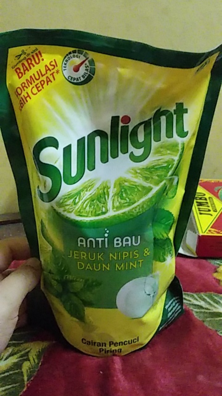 Sunlight Anti Bau Jeruk Nipis & Daun Mint 755ml