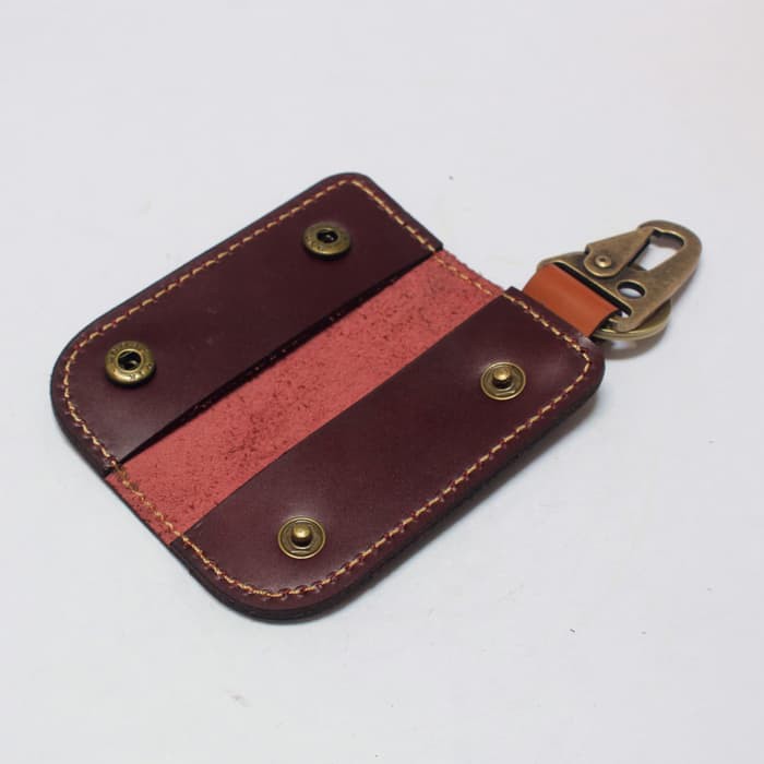 dompet stnk mobil motor model slim gantungan kunci marun tan PHKC651