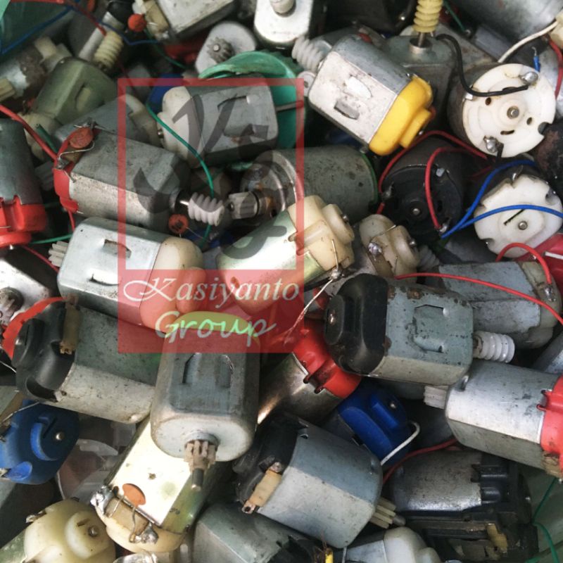 Paket 10 Pcs Dinamo Bekas Mainan Mobil Mobilan Tamiya