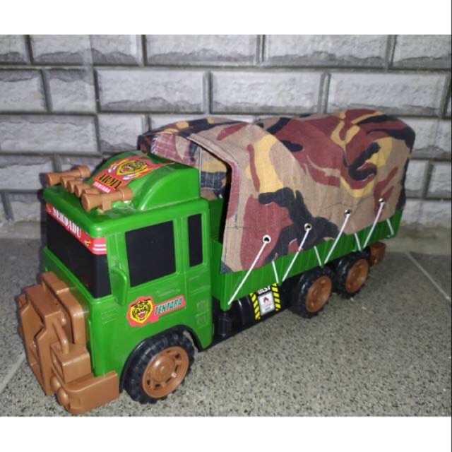 MAINAN TRUCK ARMY UKURAN BESAR