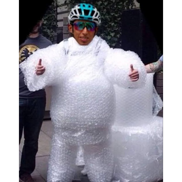 

TAMBAH BUBBLE WRAP DAN DUS AGAR PAKET AMAN
