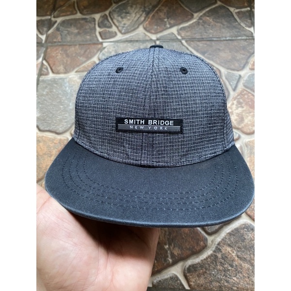 topi smith bridge preloved