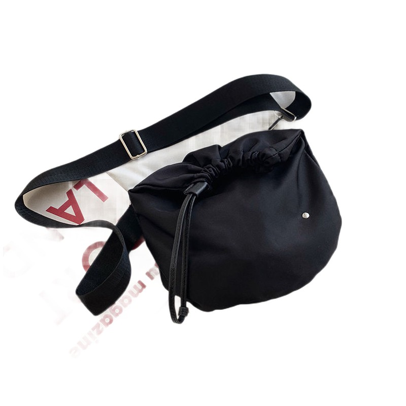 shoulder bag with thick strap