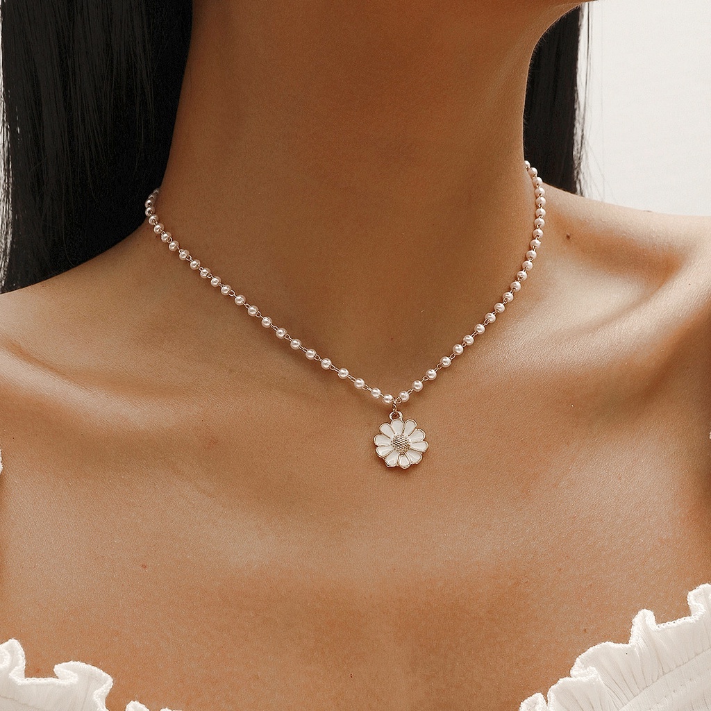 Versi Korea Bunga Putih Daisy Pearl Kalung Choker Krisan Klavikula Rantai Perhiasan