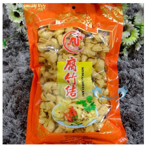 

Kembang Tahu Pita SU Brand Soybean Sheet Knot 300Gram