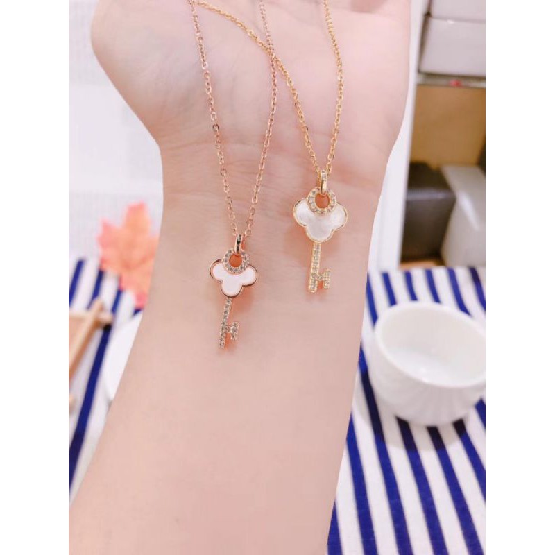 Kalung Model Kunci / Key | Kalung Titanium Anti Karat dan Luntur | Kalung Wanita | Kalung Liontin