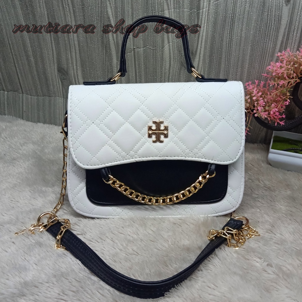 New Model!!! Tas Selempang Korea Black White  Bordir Torri2 Full Acc Import Tali Rantai Kombinasi