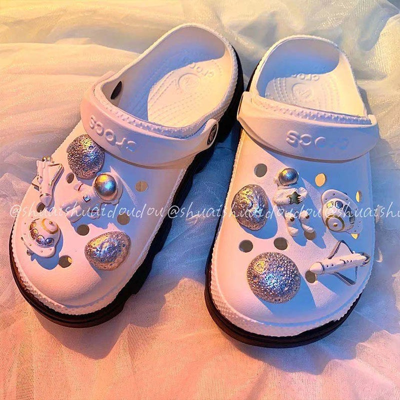 ✨shinyDIY✨Meningkatkan penampilanmu dengan Crocs jibbitz❤️Crocs jibbitz Astronot Seri Crocs / jibbitz / Button Crocs / Charm / Sepatu DIY