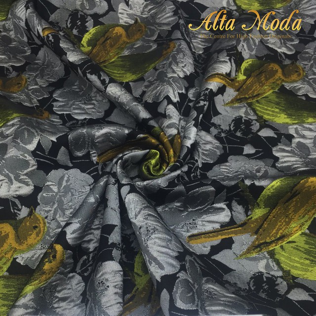 

Alta Moda Kain Jacquard Lurex Motif Burung Gold Bunga Silver (1M)