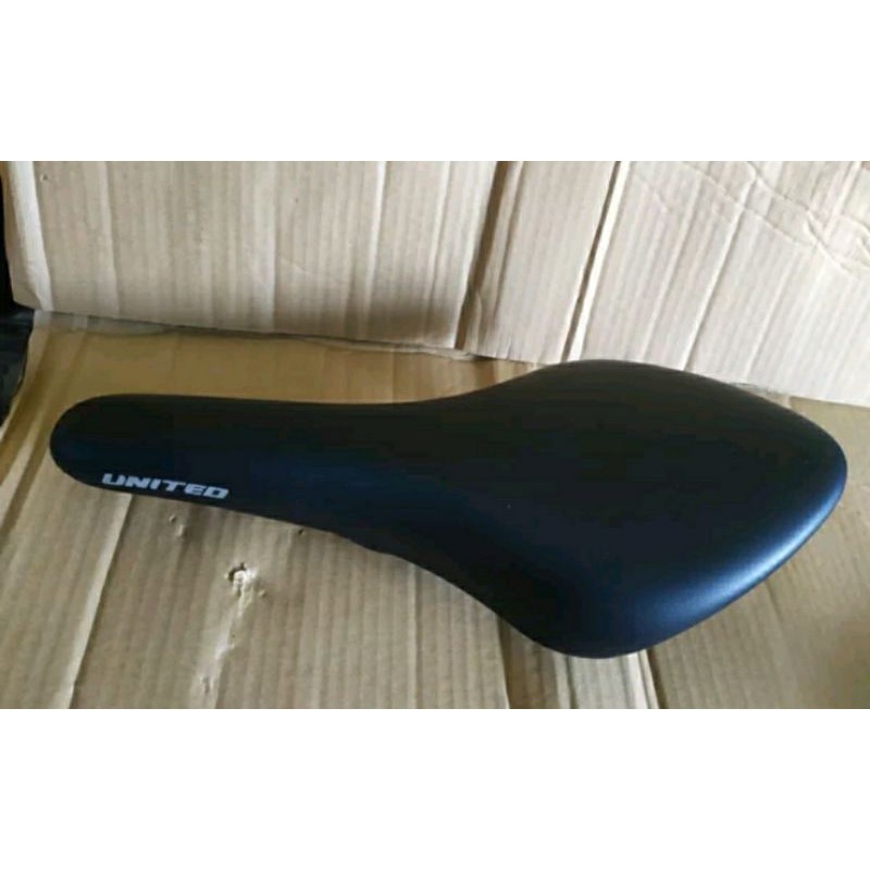 sadel roadbike mtb united hitam
