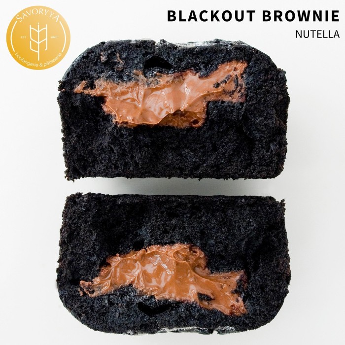 

Blackout Brownies Nutella SAVORYYA