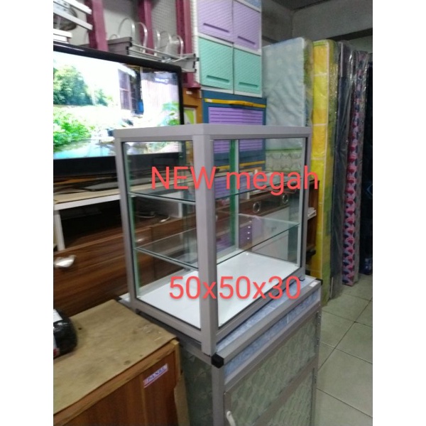 etalase  kaca 3 susun warung/ makanan /kosmetik promo