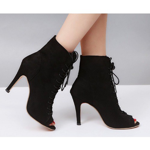 sepatu boots heels