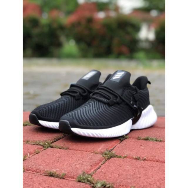 ADIDAS ALPHABOUNCE INSTINCT | Sneakers Olahraga Jogging Running Gaya