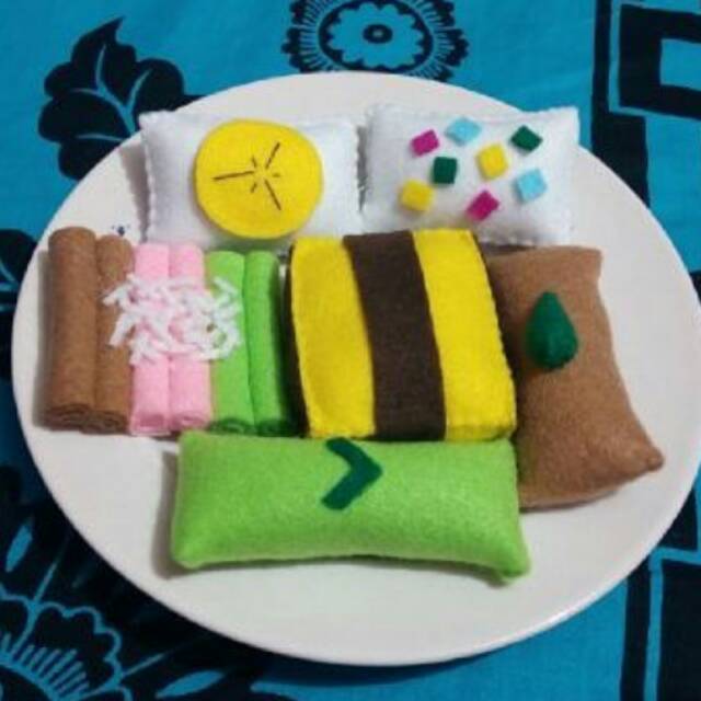 Kreasi flanel - Replika jajan pasar