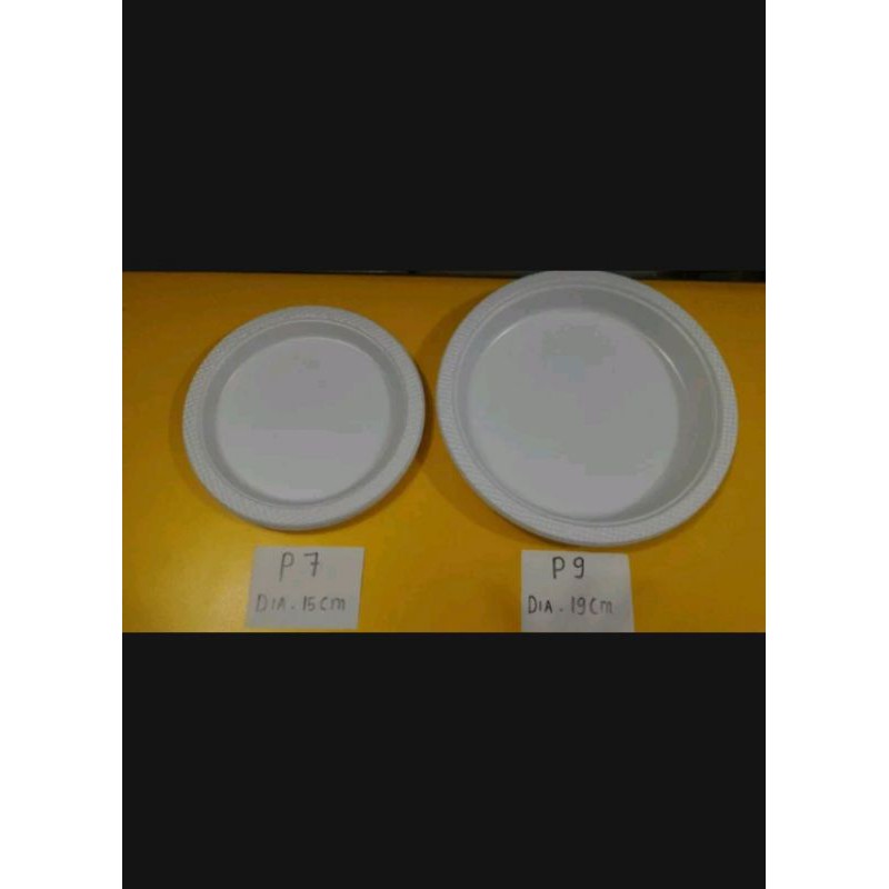 Piring plastik P9 putih susu