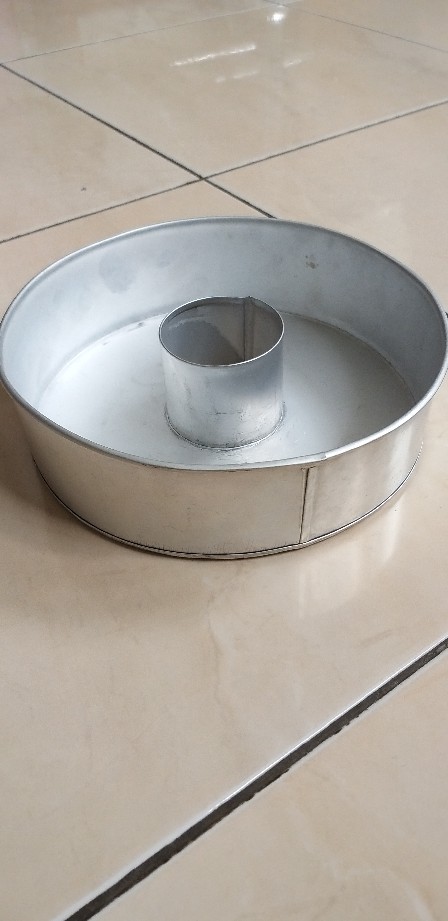 Dakontasik - Loyang Kue Tart Bolu Cake Diameter 18 Bolong Tengah Polos Tanpa Sekat