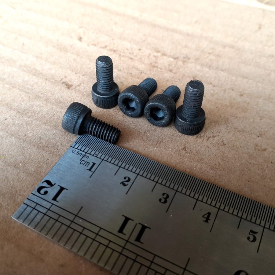 BAUT L BAJA M3X10 IMPORT TAIWAN / BAUT L BLAJA M3 X 10 / BAUT L M3X10 BAJA HITAM