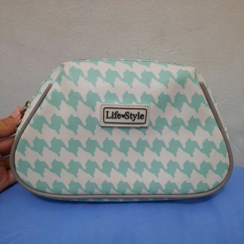 Pouch Make Up Miniso