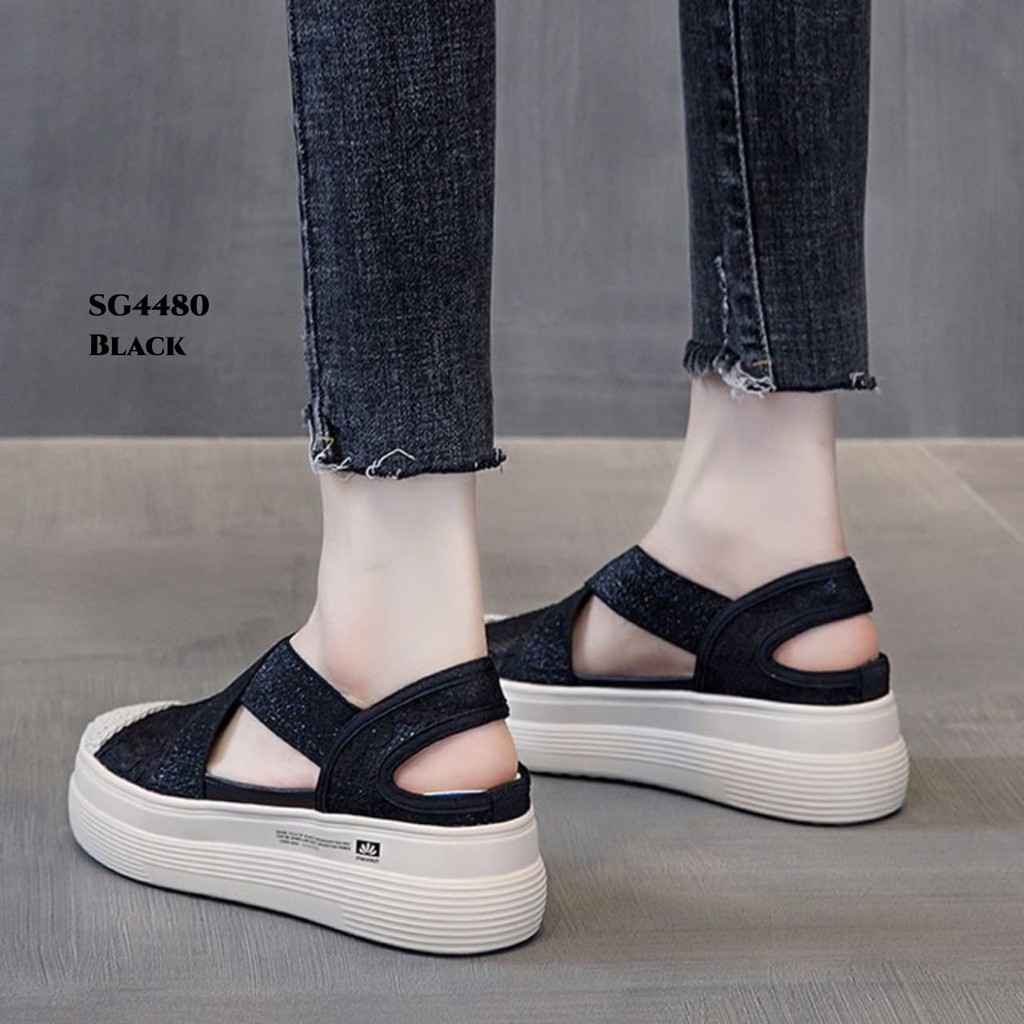 PRF RESTOCK Sandal Wedges Hollow Lace Breathable SG4480