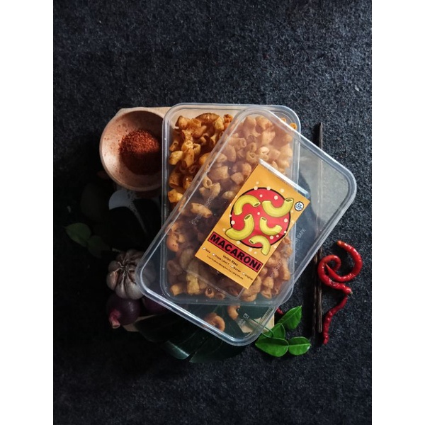 

Makaroni pedas daun jeruk / makaroni / makaroni bantet pedas / macaronj / cemilan / jajanan / aneka cemilan / aneka jajanan