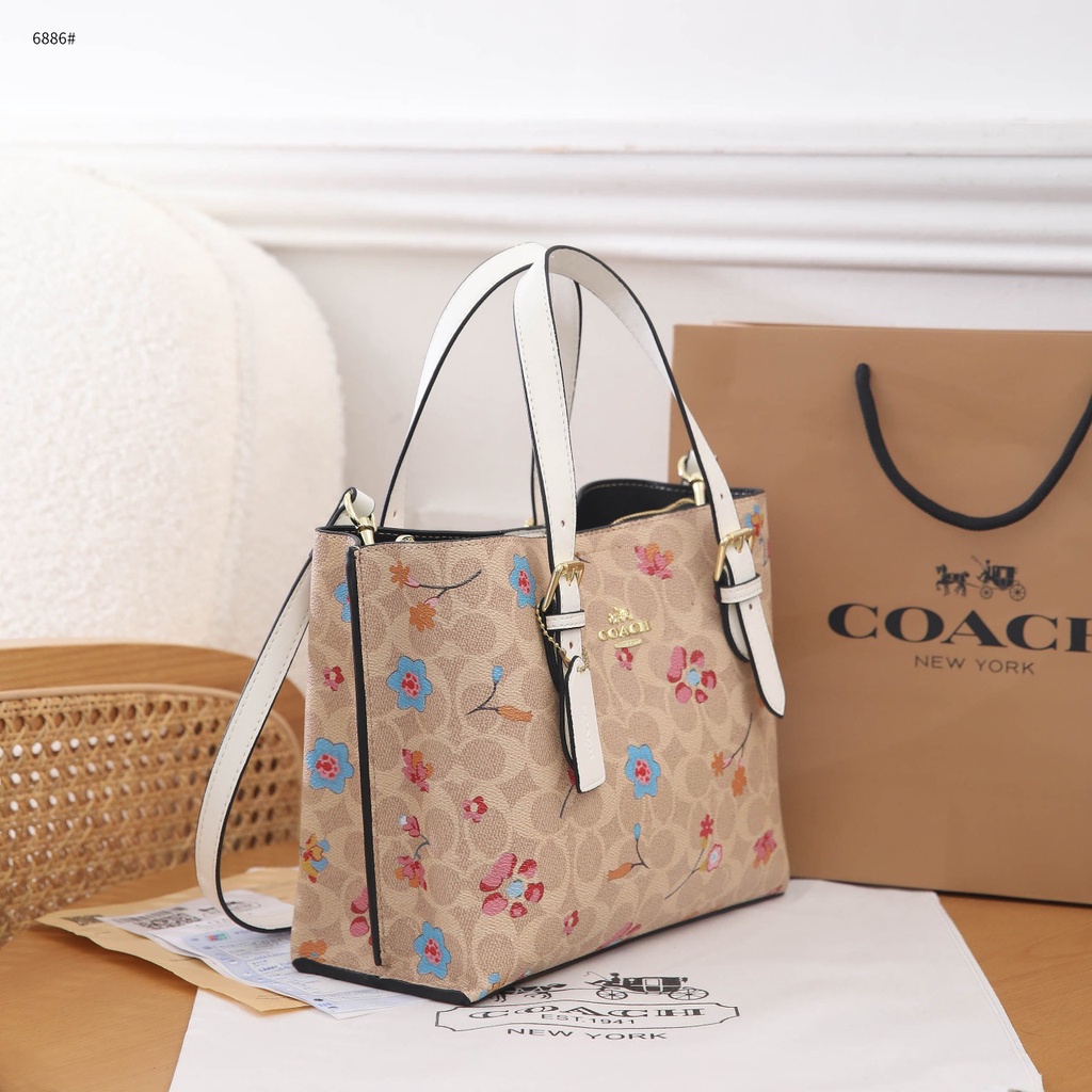 Mollie Tote 25 With Dreamy Land Floral Print and Signature Canvas 6886 339657 2321 6926