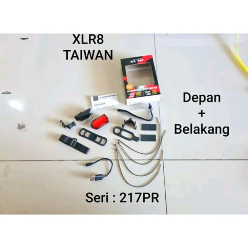 Kualitas Premium . Lampu Sepeda Depan dan Belakang Merk XLR8 Taiwan Seri 217PR . Bike Lamp