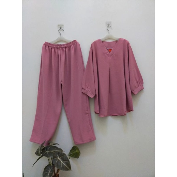 setelan Mama Rosa oblong merek Lizam,