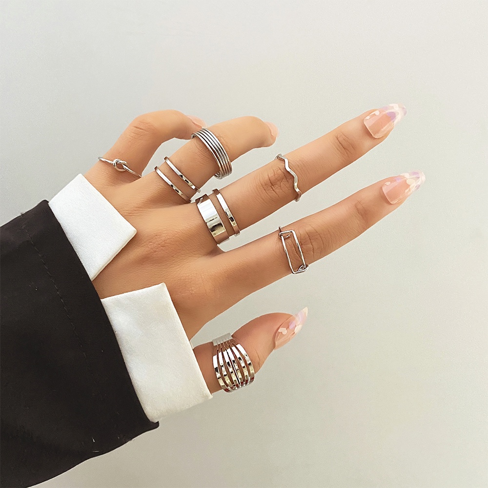 7pcs / Set Cincin Rantai Warna Emas / Silver Gaya Punk Hip Hop Untuk Wanita