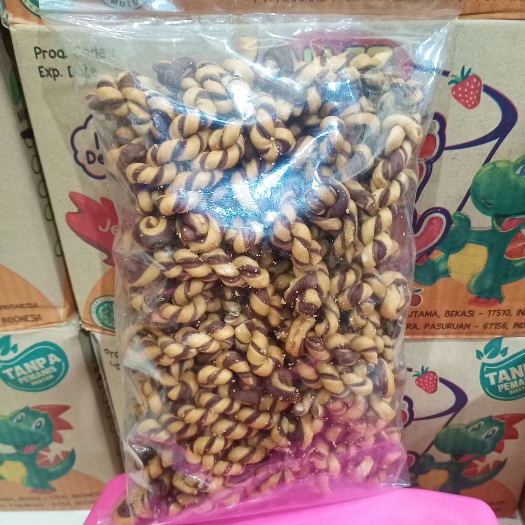 

Cemilan Kue Kering Tambang Manis Gurih 250gr